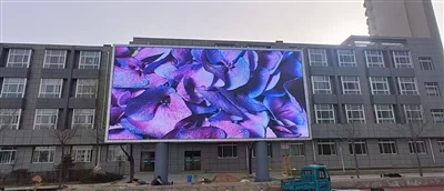 How to Eliminate Screen Glare in Outdoor LED Displays?4 Proven Solutions